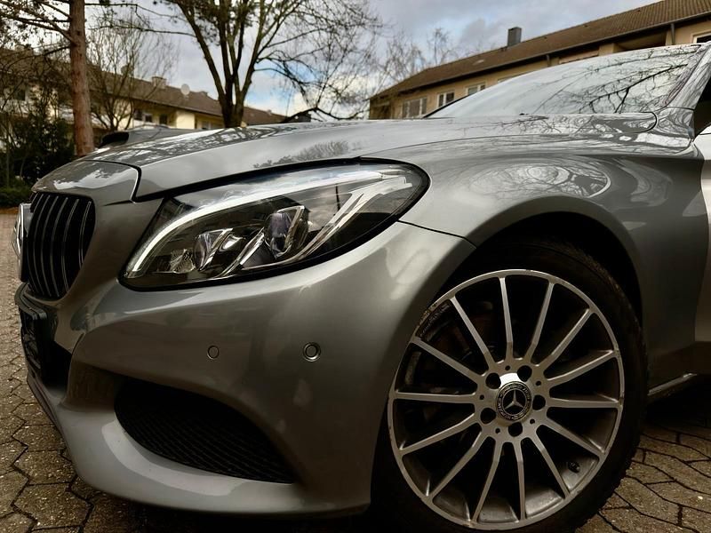 Gebraucht Mercedes C220 170 PS (125 kW) 2014 Grau Limousine