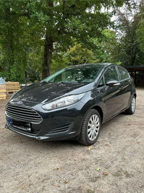 Schwarz Gebraucht 2013 Ford Fiesta Kleinwagen | 4.600 € (Guter Preis) - Bild 1/4