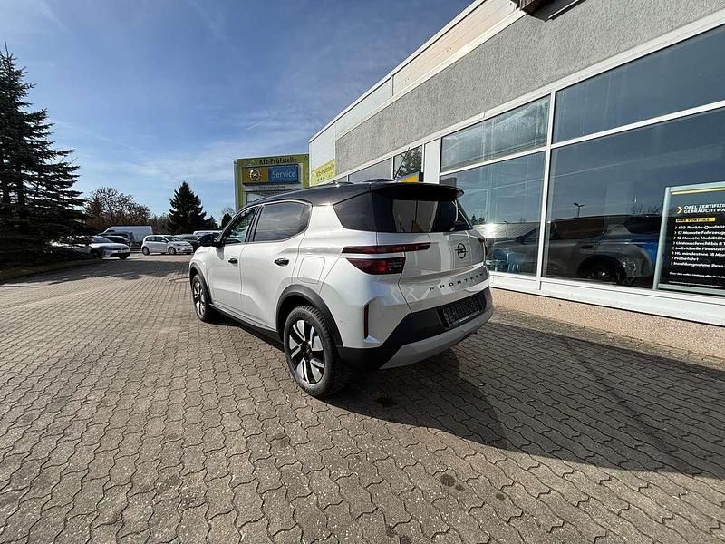 Neu Opel Frontera Ultimate 136 PS (100 kW) 2026 Kristall silber SUV