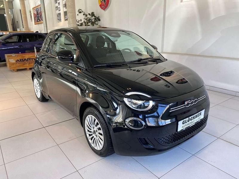 Gebraucht Fiat 500e 86 kW (118 PS) 2023 Onyx schwarz Kleinwagen