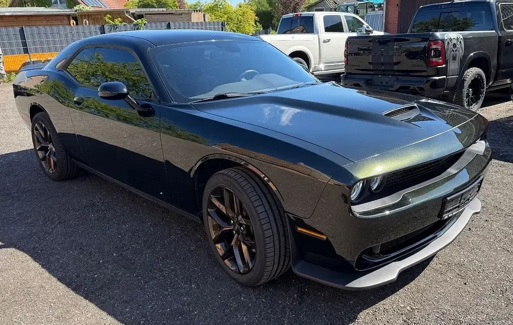 Używany Dodge Challenger 309 KM (227 kW) 2023 Czarny Coupe
