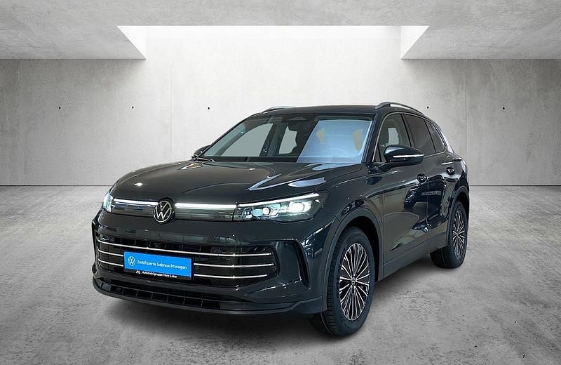 Grau Gebraucht 2024 VW Tiguan Elegance SUV | 36.270 € (Superpreis) - Bild 1/4