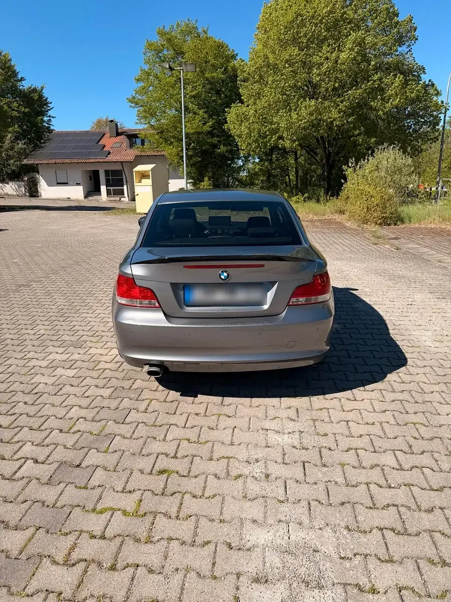 Gebraucht BMW 120 Coupé 177 PS (130 kW) 2010 Grau Coupé