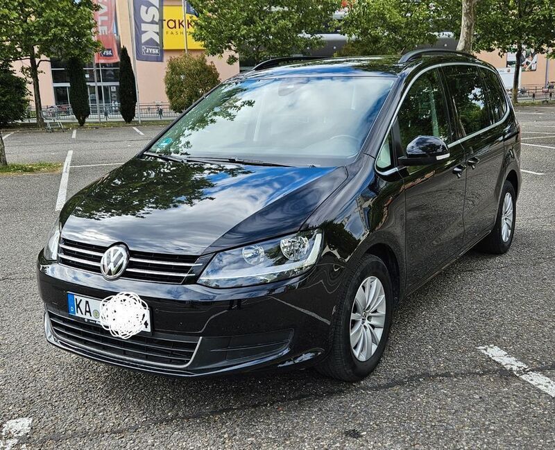 Schwarz Gebraucht 2019 VW Sharan Van / Kleinbus | 21.400 € (Guter Preis) - Bild 1/4