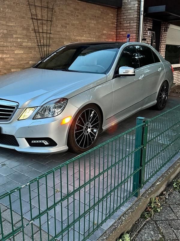 Gebraucht Mercedes E500 387 PS (284 kW) 2009 Grau Limousine