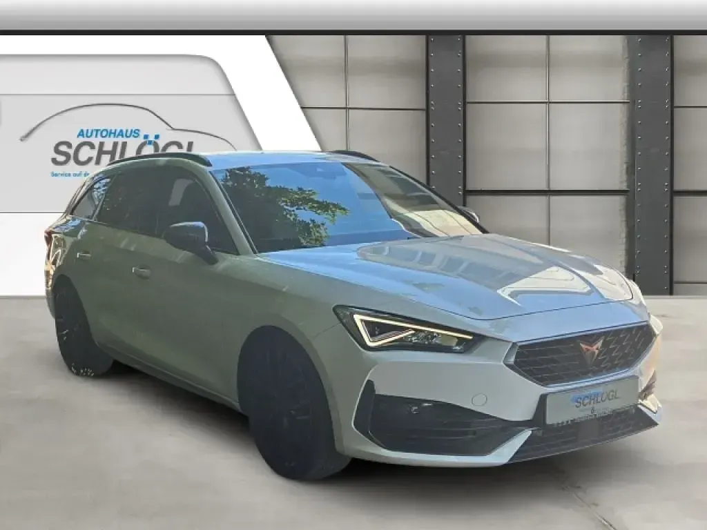 Gebraucht Cupra Leon VZ 310 PS (228 kW) 2023 Weiß Kombi