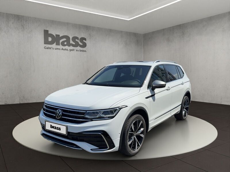 Pure white Gebraucht 2024 VW Tiguan Allspace R-line SUV | 72.946 € - Bild 1/4