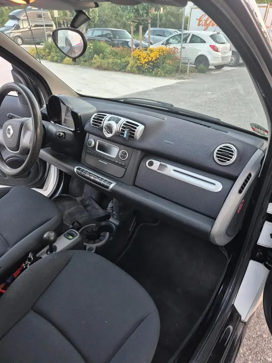 Gebraucht Smart ForTwo Coupé 61 PS (44 kW) 2012 Weiß Coupé