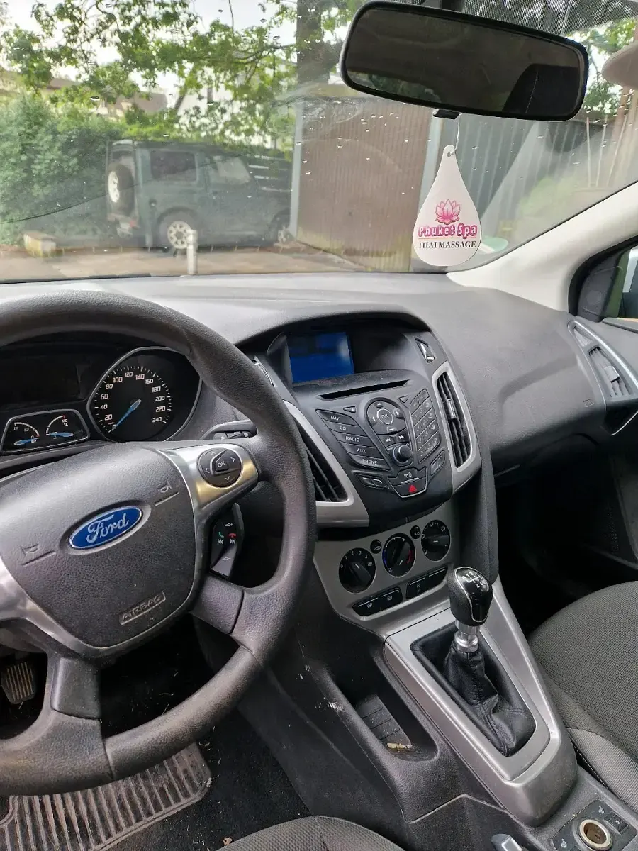 Second-hand Ford Focus 115 CP (84 kW) 2011 Argintiu Break