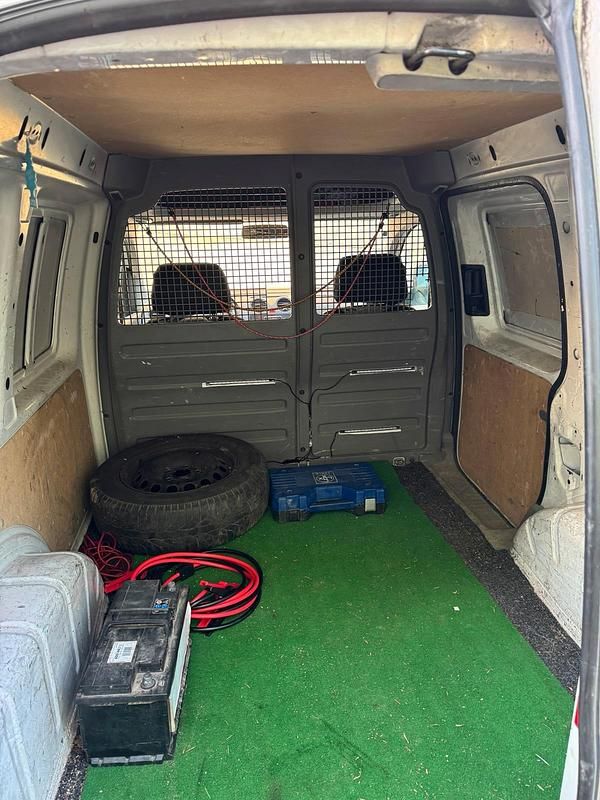 Gebraucht VW Caddy 80 PS (58 kW) 2007 Weiß Van / Kleinbus