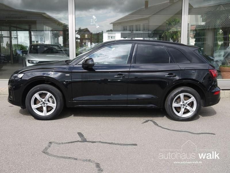 Gebraucht Audi Q5 S-Line 299 PS (219 kW) 2021 Mythosschwarz metallic SUV