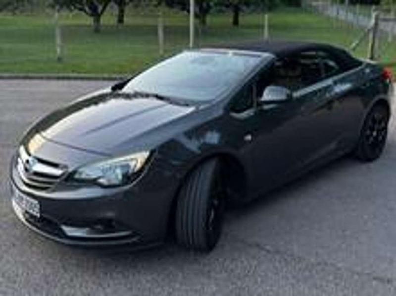 Gebraucht Opel Cascada Edition 170 PS (125 kW) 2014 Schwarz Cabrio