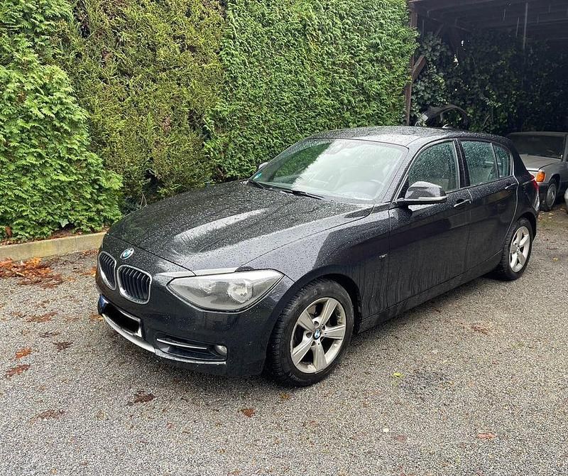 Gebraucht BMW 120 Sport Line 184 PS (135 kW) 2012 Schwarz Kleinwagen