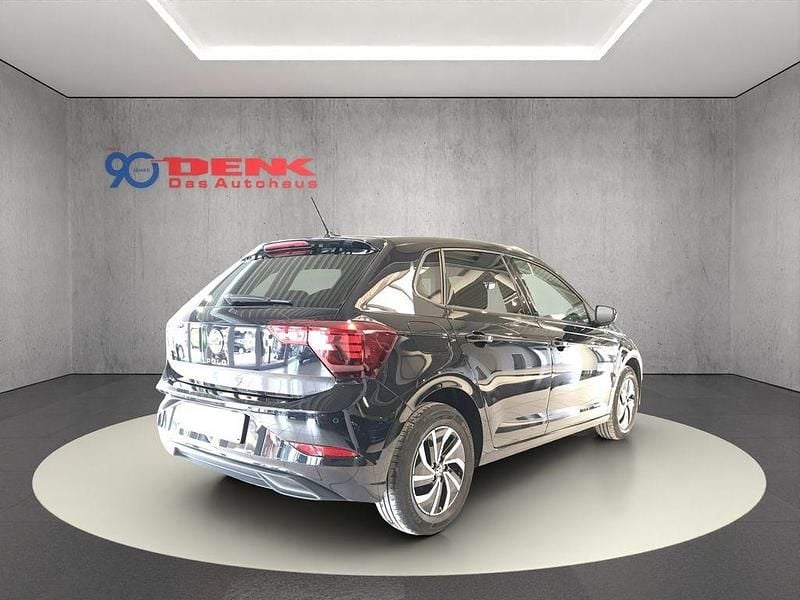 Second-hand VW Polo Life 95 CP (69 kW) 2022 Negru Hatchback