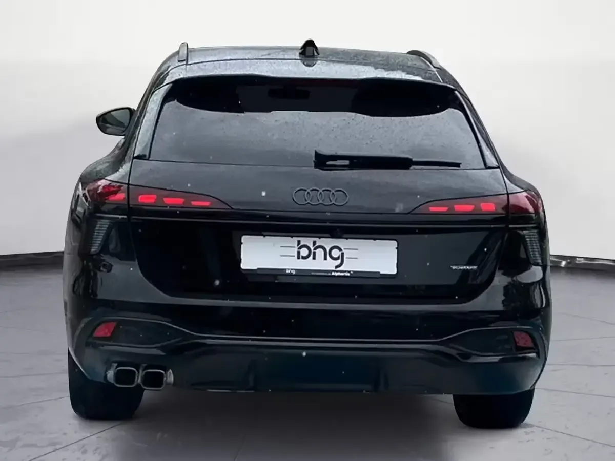 Neu Audi A6 Advanced 299 PS (219 kW) 2026 Schwarz Kombi