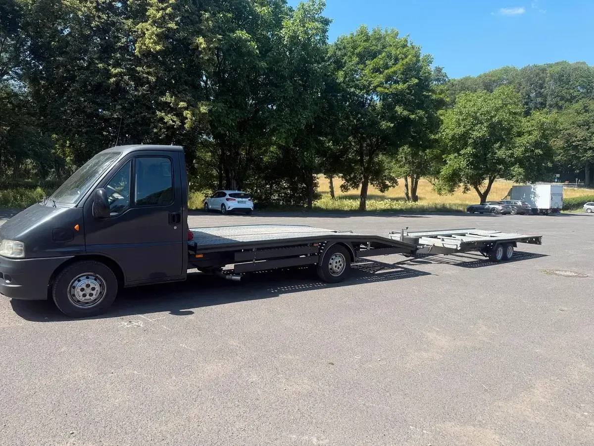 Gebraucht Fiat Ducato 122 PS (89 kW) 2000 Grau Van