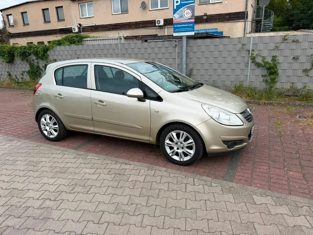 Gebraucht Opel Corsa 75 PS (55 kW) 2006 Gold Kleinwagen