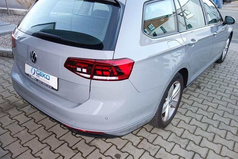 Gebraucht VW Passat Conceptline 150 PS (110 kW) 2022 Grau Kombi