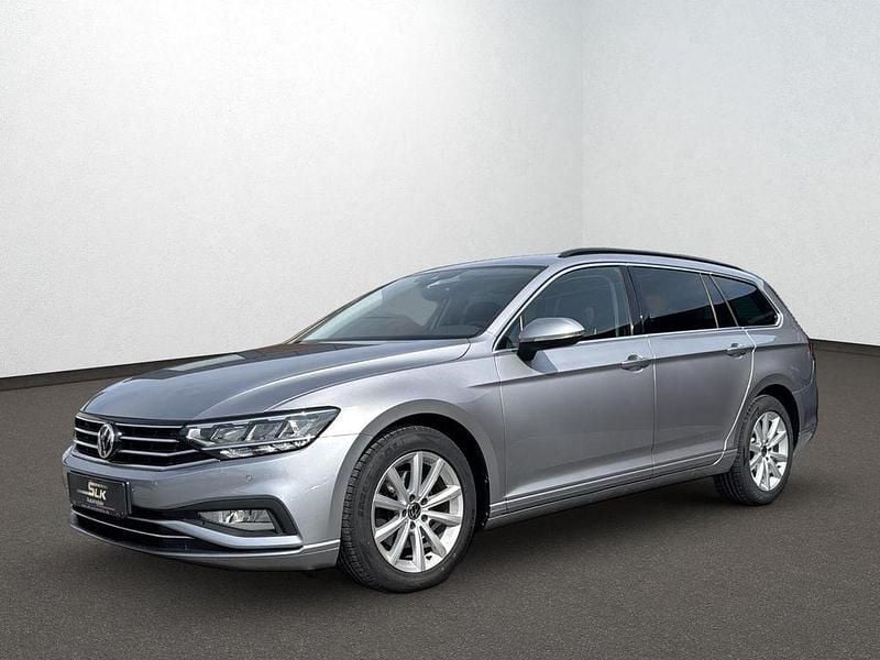 Silber Gebraucht 2020 VW Passat Business Limousine | 17.950 € (Superpreis) - Bild 1/4
