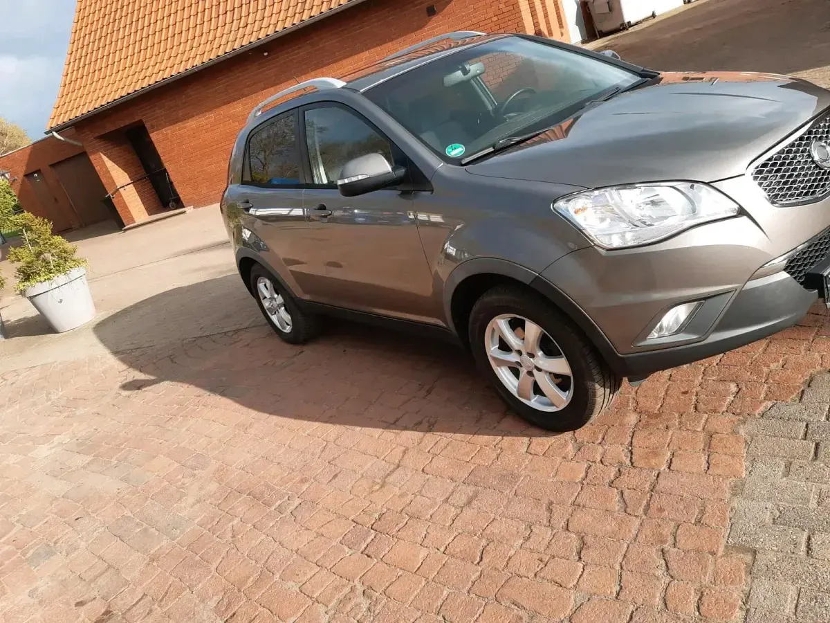 Usata SsangYong Korando 175 CV (128 kW) 2013 Grigio SUV