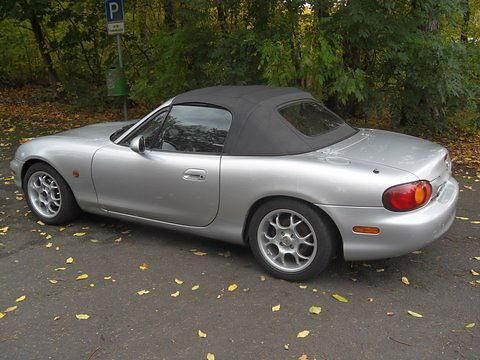 Usata Mazda MX5 190 CV (139 kW) 1999 Argento Cabrio