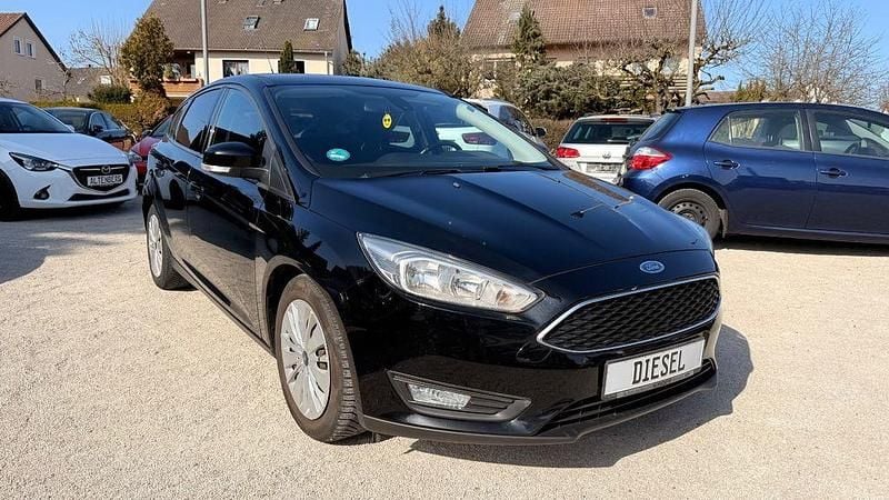 Gebraucht Ford Focus Business Edition 120 PS (88 kW) 2015 Schwarz Limousine