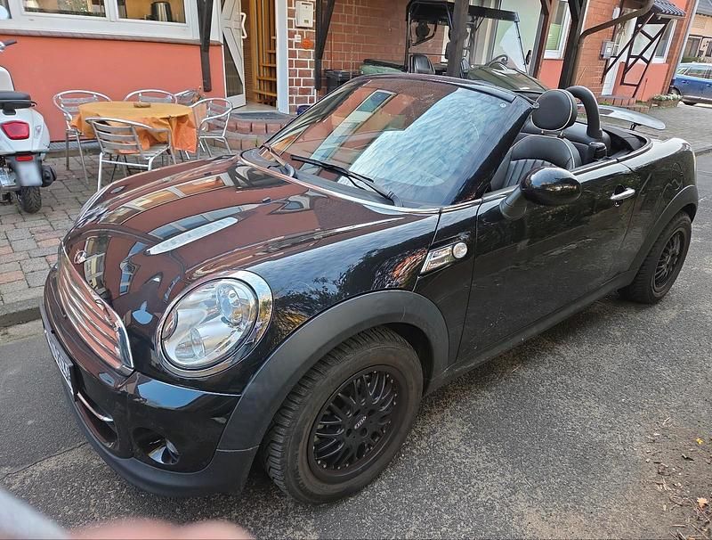 Second-hand Mini Cooper Roadster 122 CP (89 kW) 2013 Negru Cabrio