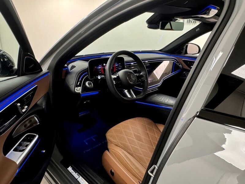 Gebraucht Mercedes E200 Premium 204 PS (150 kW) 2024 Grau Limousine