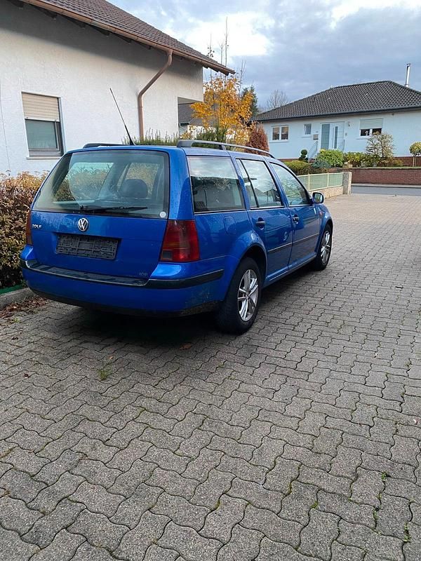 Gebraucht VW Golf IV 90 PS (66 kW) 1999 Blau Kombi