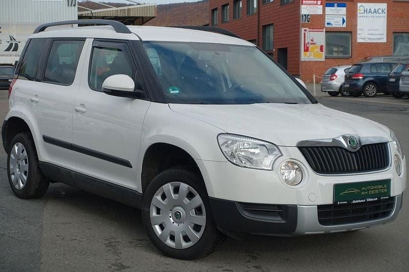 Weiß Gebraucht 2013 Skoda Yeti Plus Edition SUV | 5.990 € (Fairer Preis) - Bild 1/4