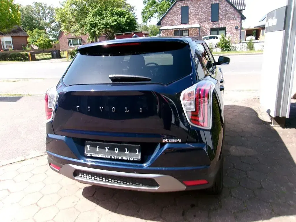Neu KGM Tivoli 163 PS (119 kW) 2026 Blau SUV