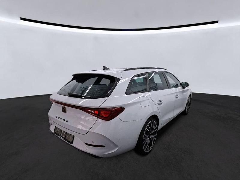 Gebraucht Cupra Leon 245 PS (180 kW) 2022 Weiß Limousine