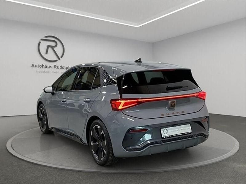 Gebraucht Cupra Born e-Boost 169 kW (231 PS) 2023 Vaporgrau Kleinwagen