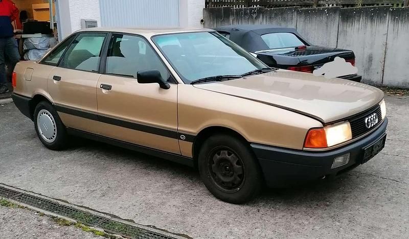 Gebraucht Audi 80 90 PS (66 kW) 1988 Gold Limousine