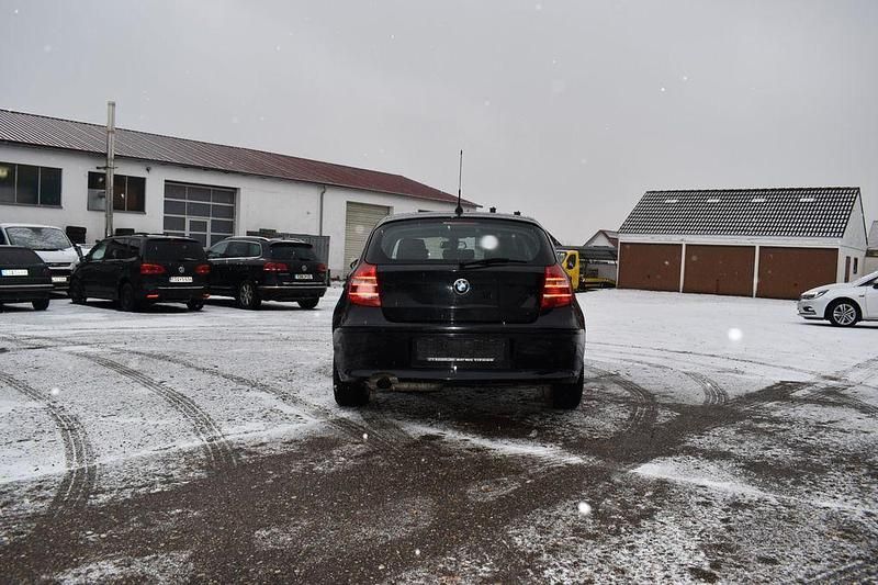Gebraucht BMW 118 143 PS (105 kW) 2009 Schwarz Kleinwagen