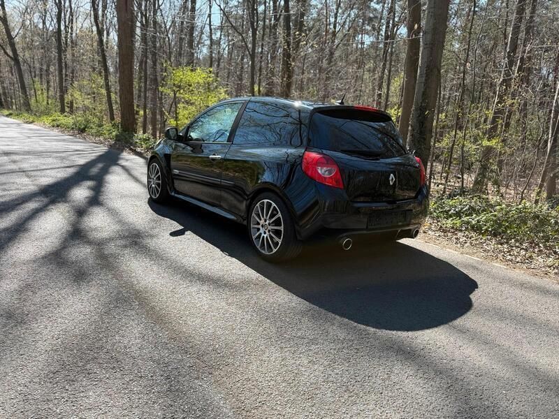 Schwarz Gebraucht 2010 Renault Clio R.S. R.S. Kleinwagen | 10.000 € (Guter Preis) - Bild 1/4