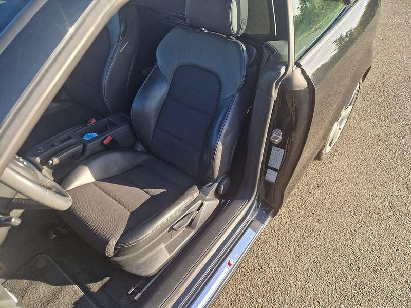 Gebraucht Audi A3 Cabriolet S-Line 105 PS (77 kW) 2011 Schwarz Cabrio