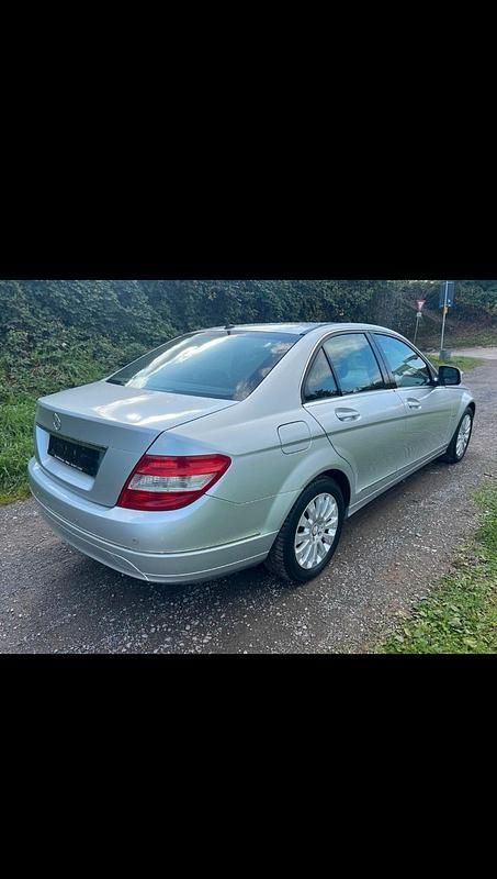 Silber Gebraucht 2007 Mercedes C180 Limousine | 3.500 € (Superpreis) - Bild 1/4