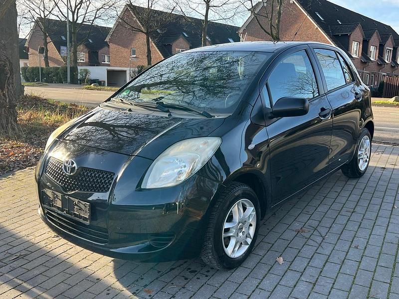 Schwarz Gebraucht 2009 Toyota Yaris Basis Kleinwagen | 2.490 € (Fairer Preis) - Bild 1/4