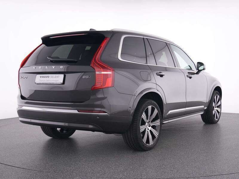 Gebraucht Volvo XC90 Plus 235 PS (172 kW) 2023 Platinum grey / metallic SUV