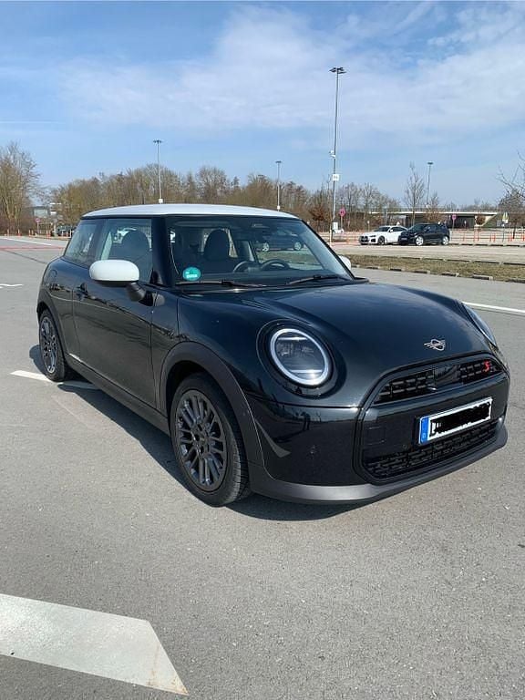 Gebraucht Mini Cooper S Classic 204 PS (150 kW) 2025 Schwarz Kleinwagen