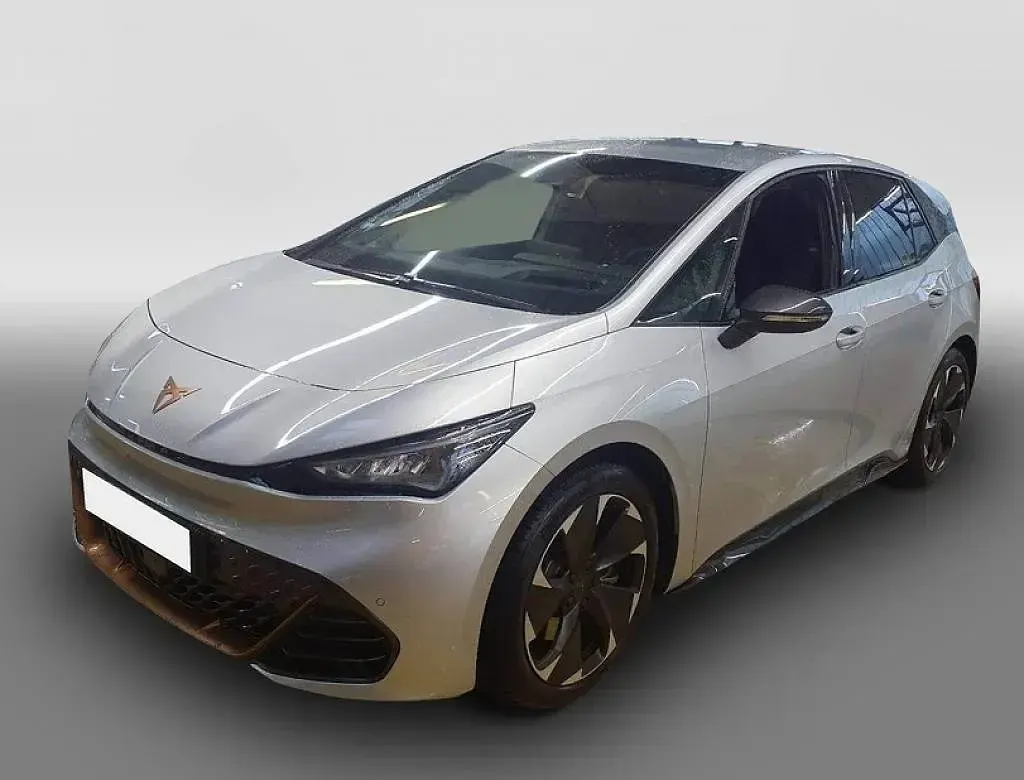 Second-hand Cupra Born 169 kW (231 CP) 2025 Argintiu Hatchback