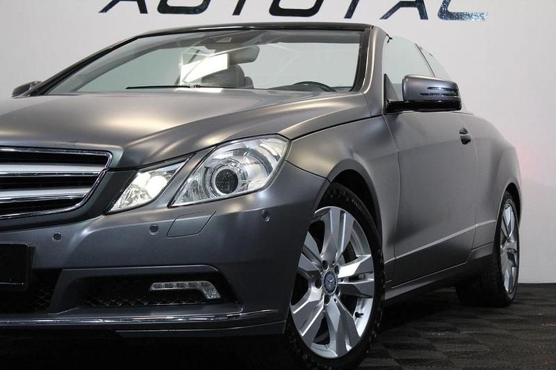 Gebraucht Mercedes E250 204 PS (150 kW) 2011 Silber Cabrio