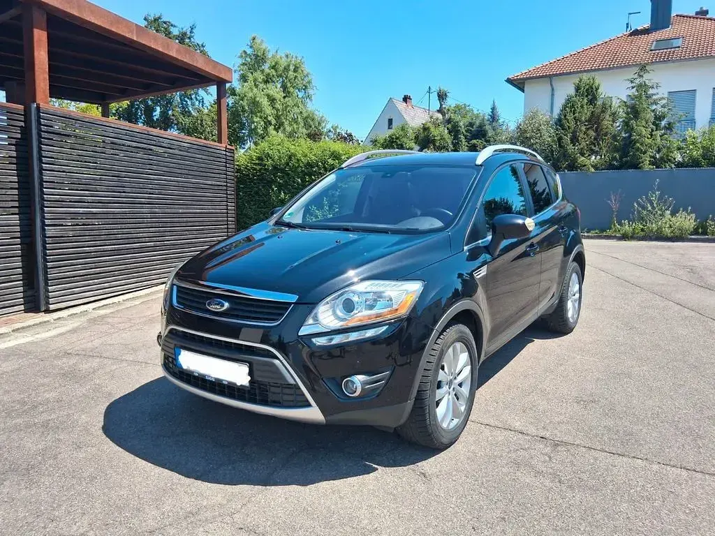 Gebraucht Ford Kuga Titanium 163 PS (119 kW) 2011 Schwarz SUV
