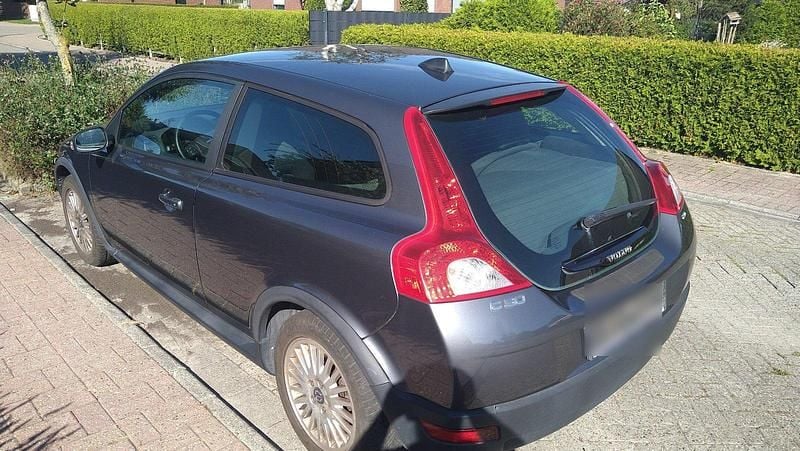 Grau Gebraucht 2007 Volvo C30 Kleinwagen | 1.800 € - Bild 1/4