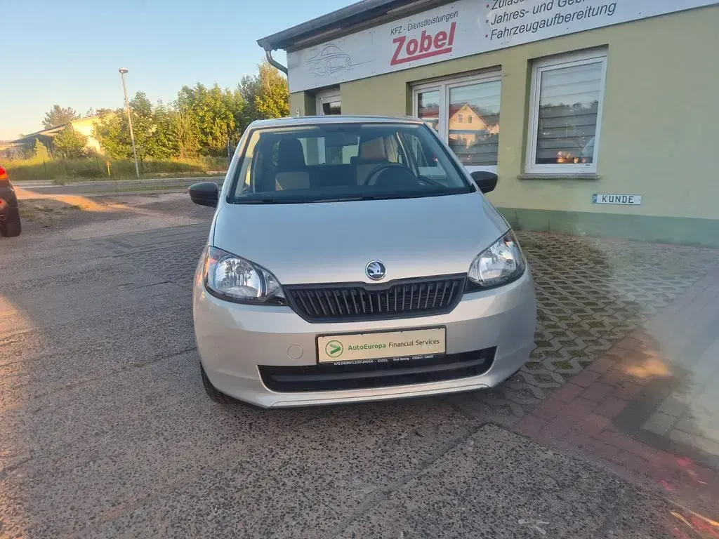 Używany Skoda Citigo Active 60 KM (44 kW) 2014 Srebrny Hatchback