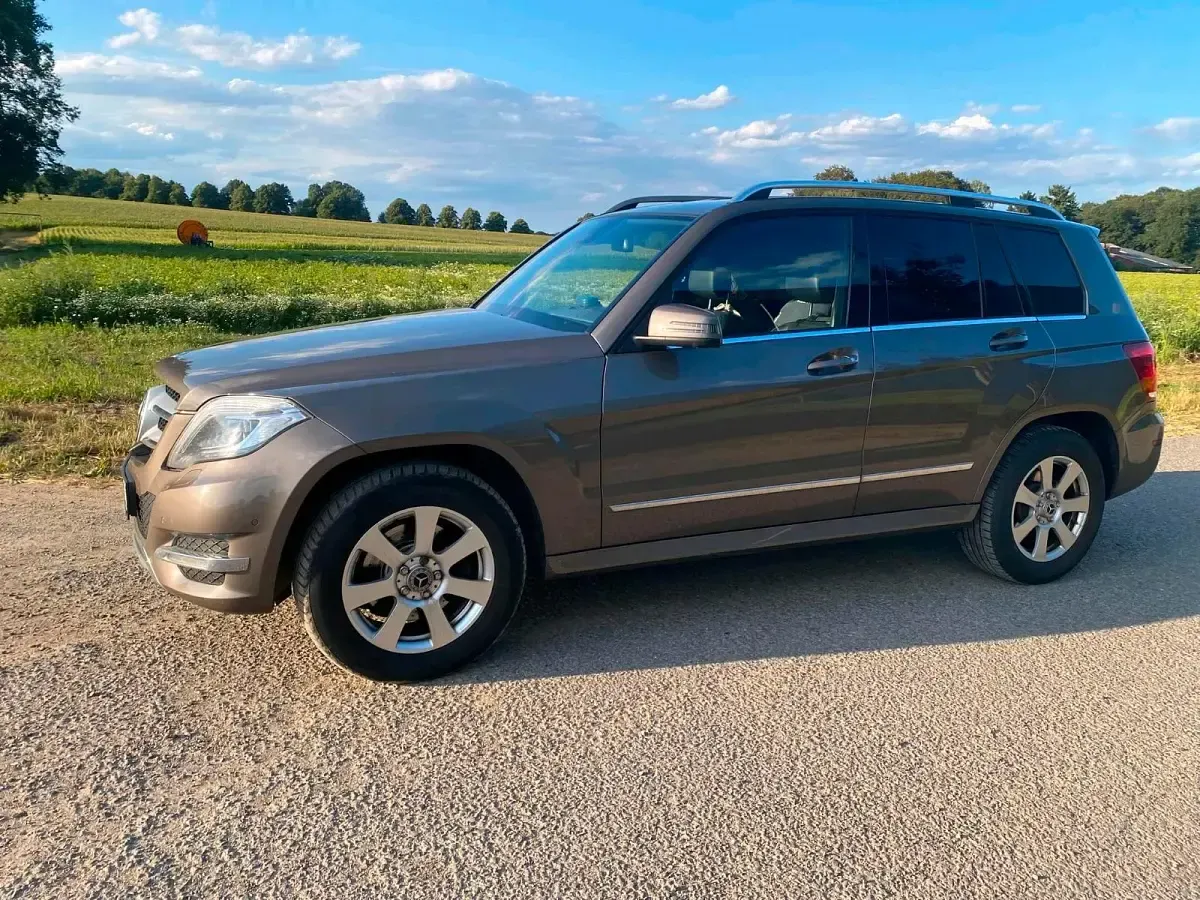 Gebraucht Mercedes GLK350 265 PS (194 kW) 2014 Braun SUV