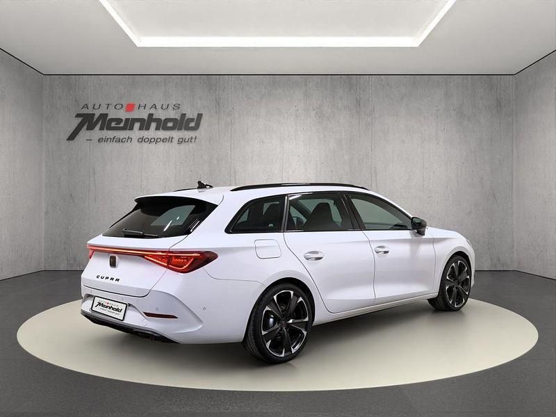 Gebraucht Cupra Leon VZ 245 PS (180 kW) 2022 Weiß Kombi
