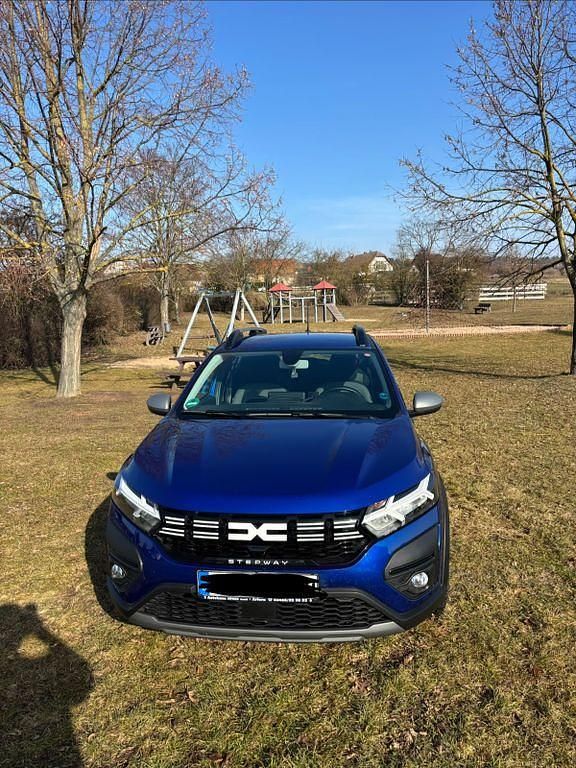 Gebraucht Dacia Sandero Expression 101 PS (74 kW) 2023 Blau Limousine