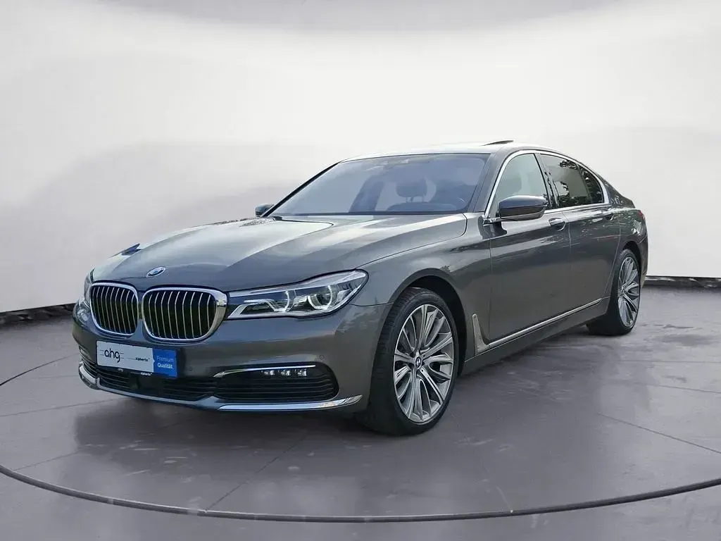 Gebraucht BMW 730 265 PS (194 kW) 2018 Grau Limousine